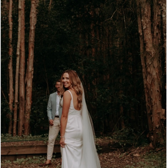 KYHA Robbie Gown - Picture 4 of 7